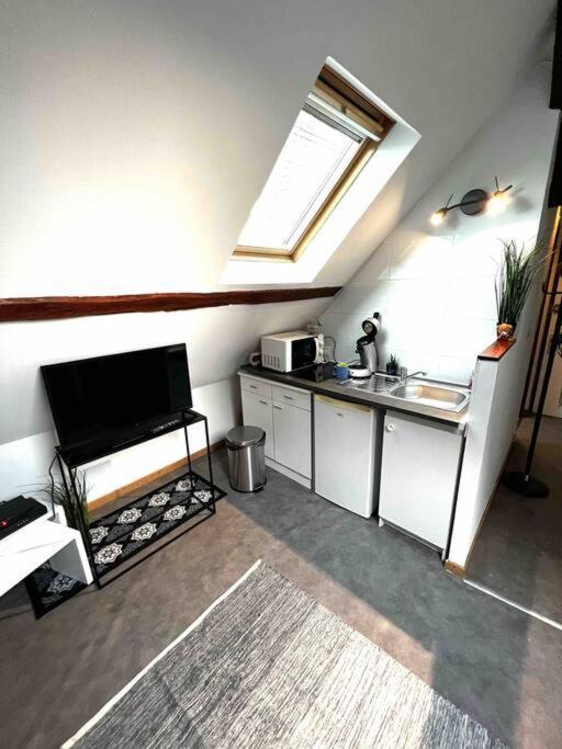 Tres Beau Studio Mansarde, Centre De Bourges Apartment Ngoại thất bức ảnh